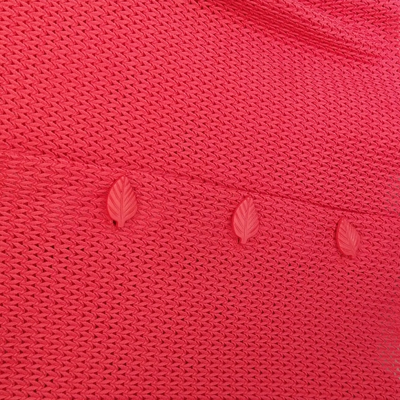 Miss Dorby Petites Vintage Bright Coral-Red Top With Leaf Buttons - Picture 5 of 10